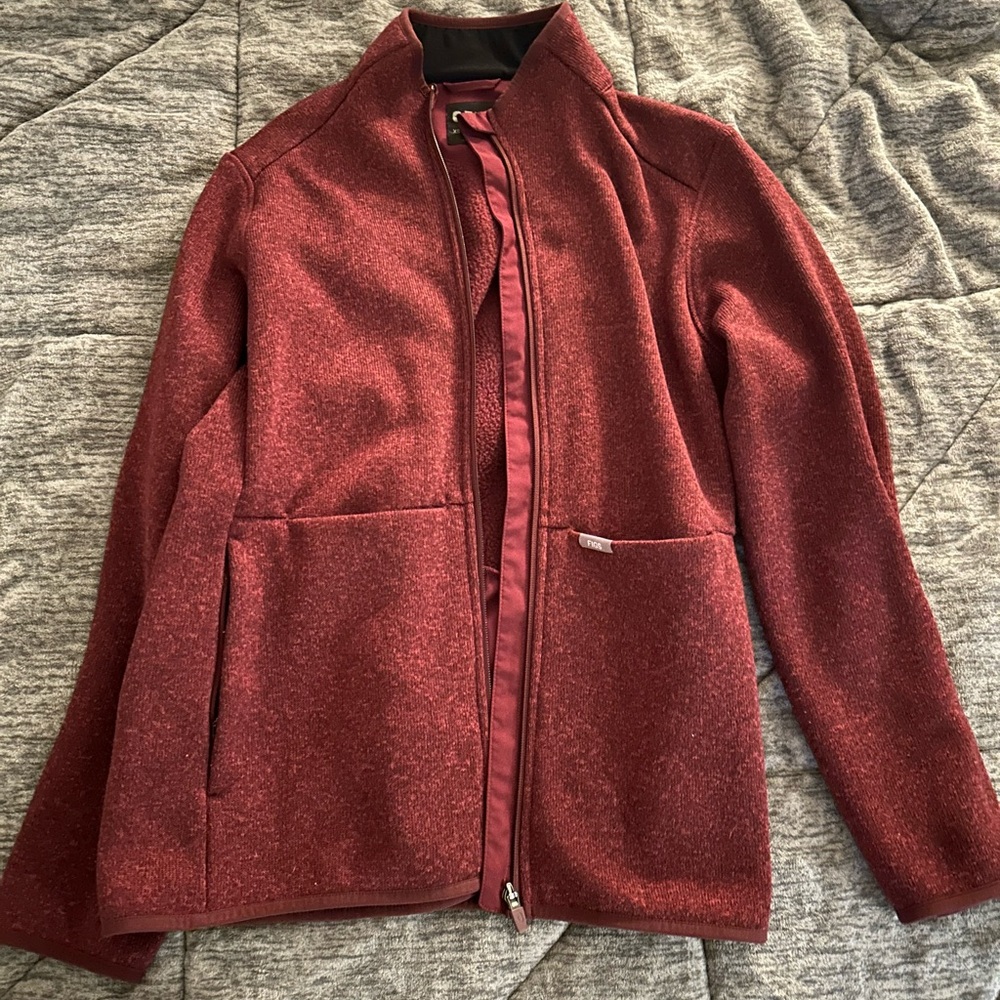 Women’s figs on shift knit Red Jacket